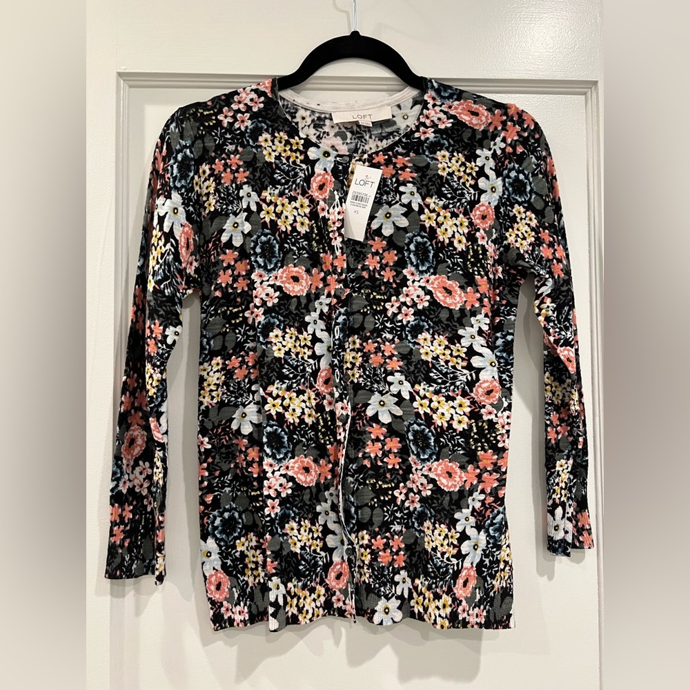 NWT! LOFT Classic Cotton Cardigan Sweater, Black & Pink Floral, size XS